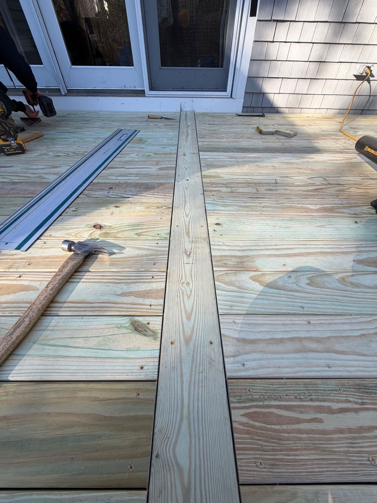 Gallery photos for Mashpee Deck Upgrade with Seamless Design: Image #5