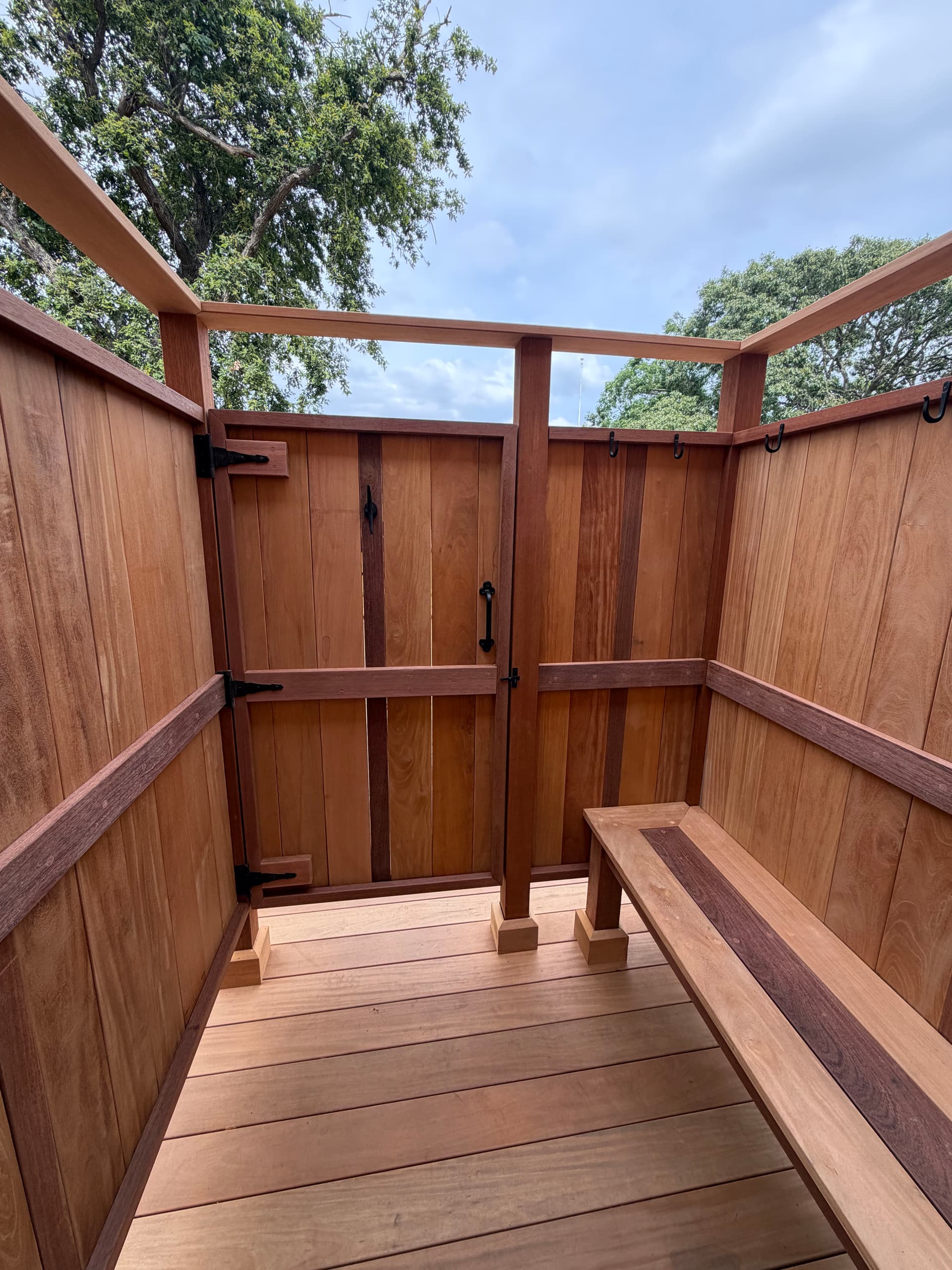 Gallery photos for Garapa Deck and Custom Outdoor Shower Built for Beach Life: Image #1